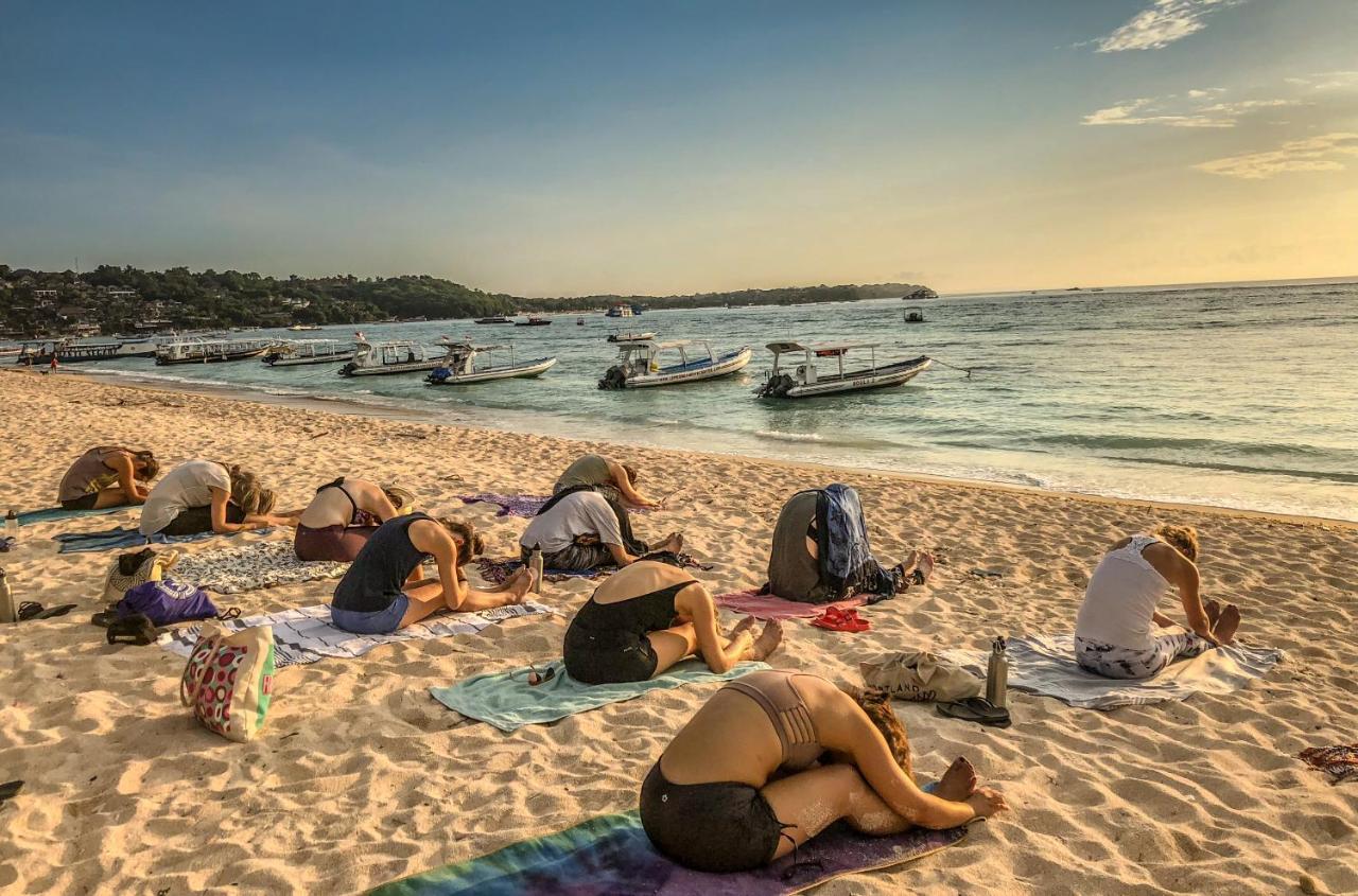 Green Garden Lembongan Yoga Spa And Holistic Healing Center Exterior photo