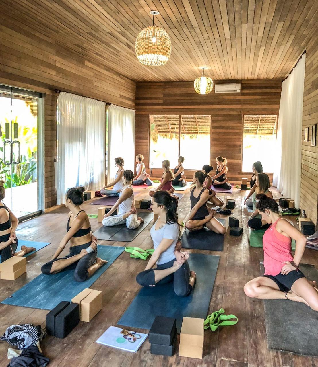 Green Garden Lembongan Yoga Spa And Holistic Healing Center Exterior photo