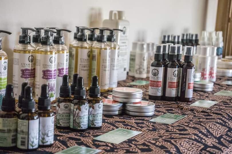Green Garden Lembongan Yoga Spa And Holistic Healing Center Exterior photo