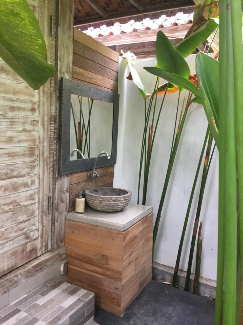 Green Garden Lembongan Yoga Spa And Holistic Healing Center Exterior photo